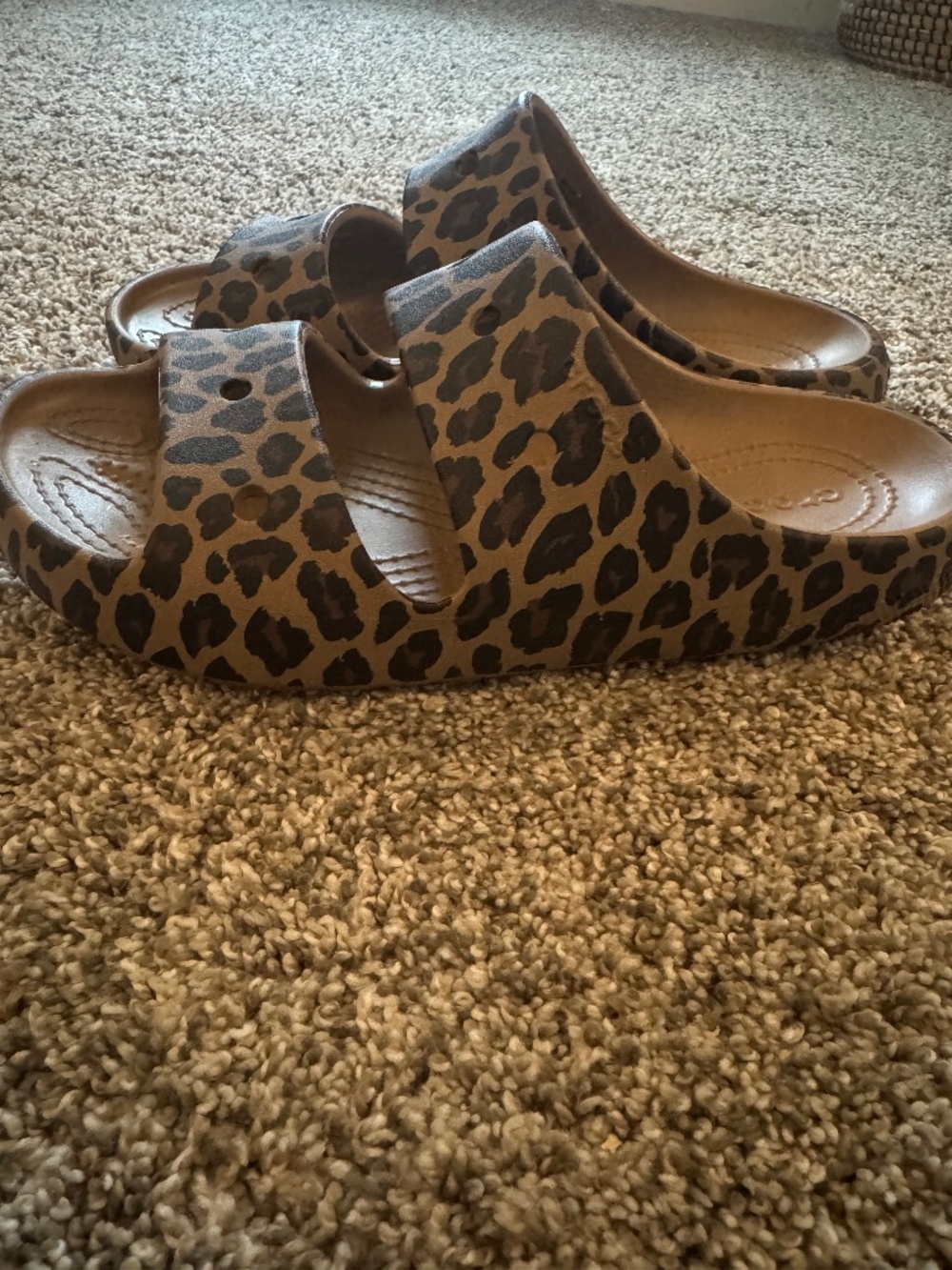 Crocs - Slip on Leopard Print Size W 7